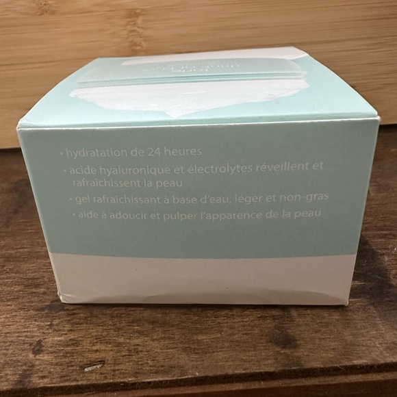 TARTE™
SEA Drink of H₂O Hydrating Boost - Picture 4 of 5